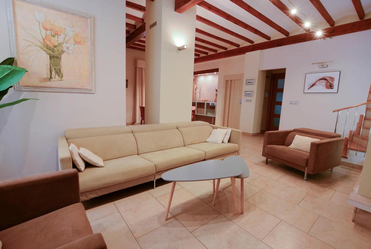 Casa Paquita Villa กัลเป ภายนอก รูปภาพ