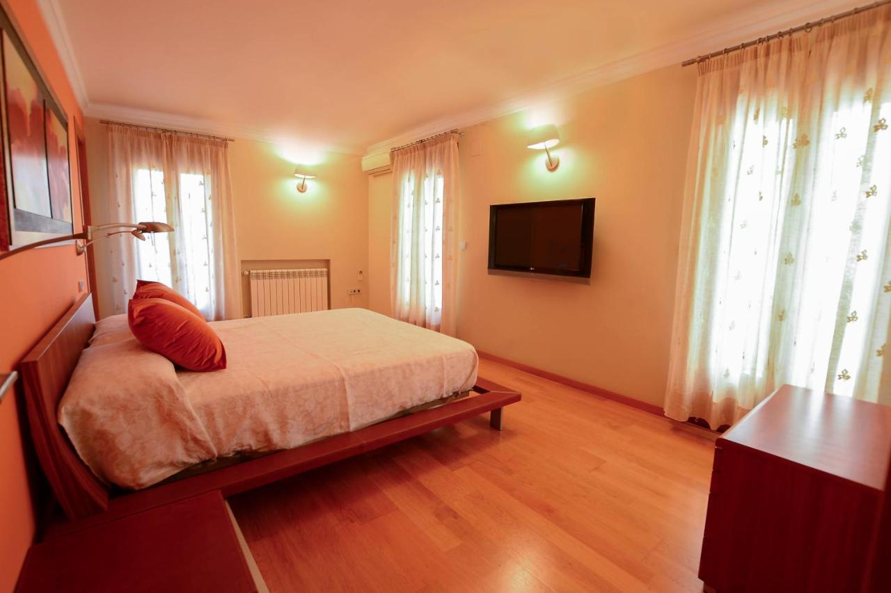 Casa Paquita Villa กัลเป ภายนอก รูปภาพ